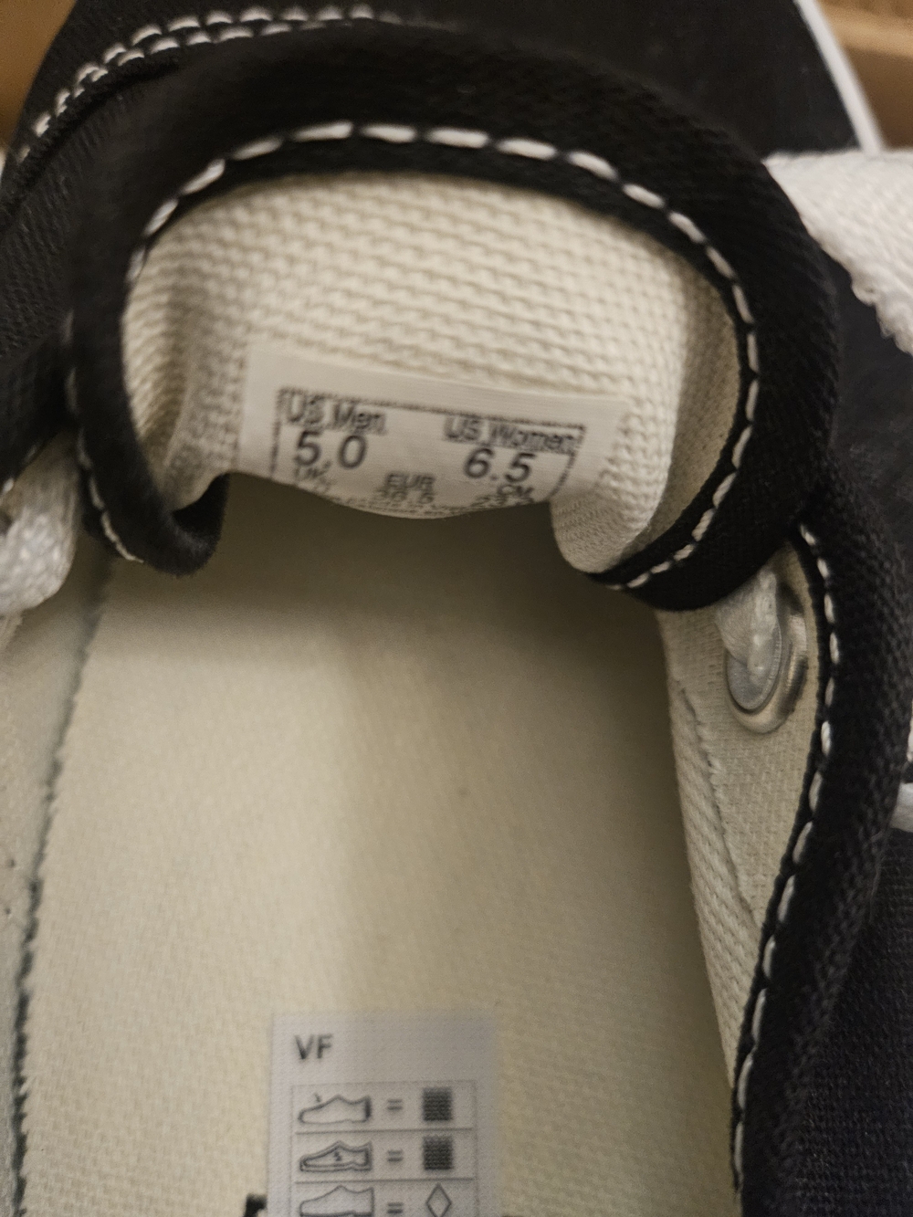 Vans Black Canvas Low-Top Sneakers - Picture 4 of 5